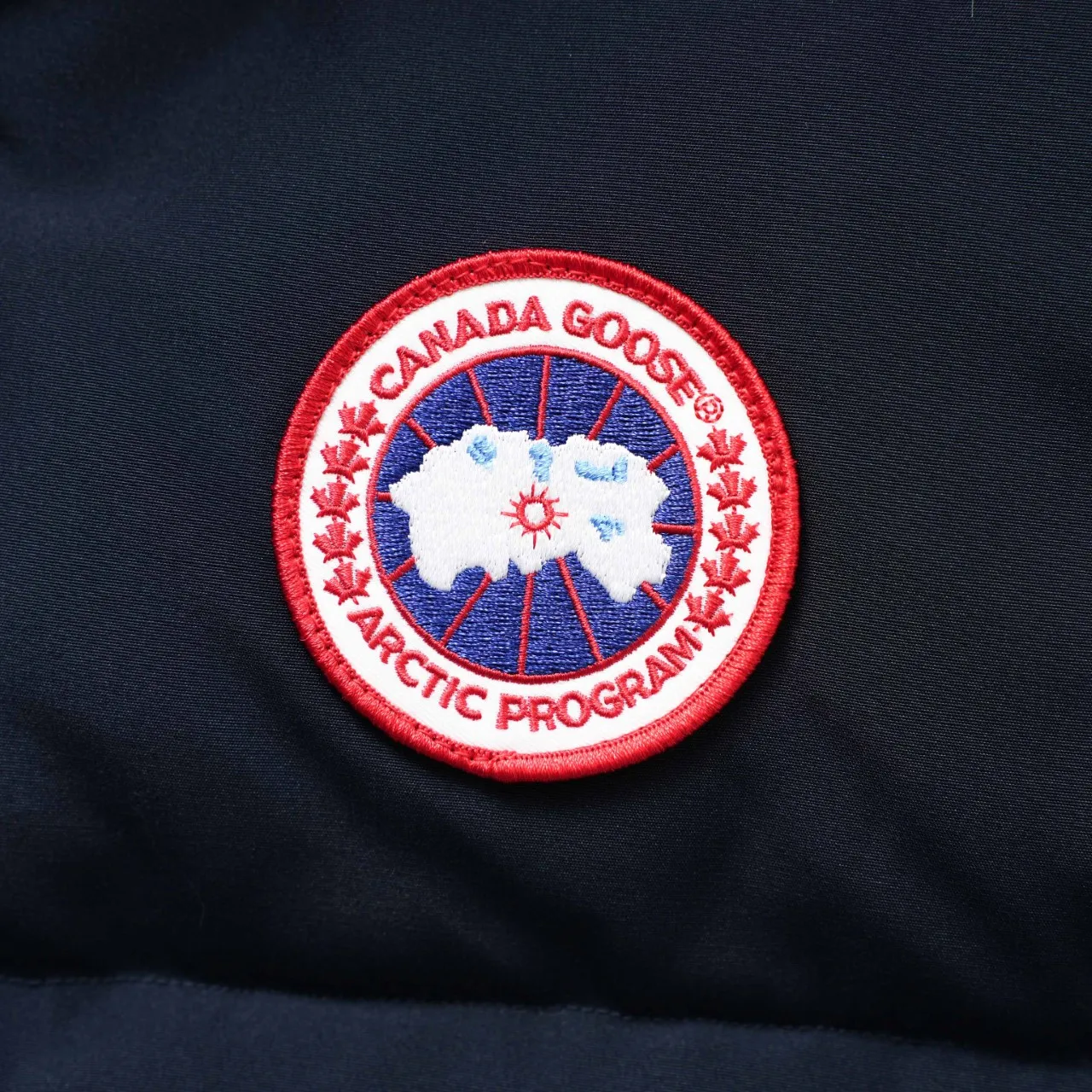P340 CANADA GOOSE丨Canada Goose Slant Pocket Stand Collar Down Vest Color: Dark Blue Red Label Size: XS-XXL